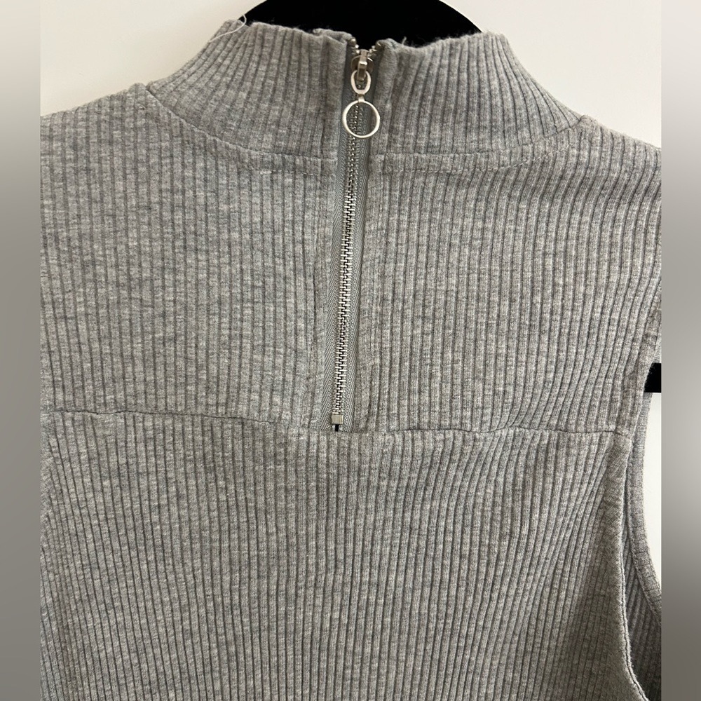 Love Riche Dress • Size L - Picture 2 of 2